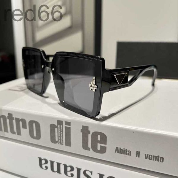 sunglasses designer new fashion gradient triangular square hollow street shoot 5uin, White;black
sunglasses designer new fashion gradient triangular square hollow street shoot 5uin, White;black