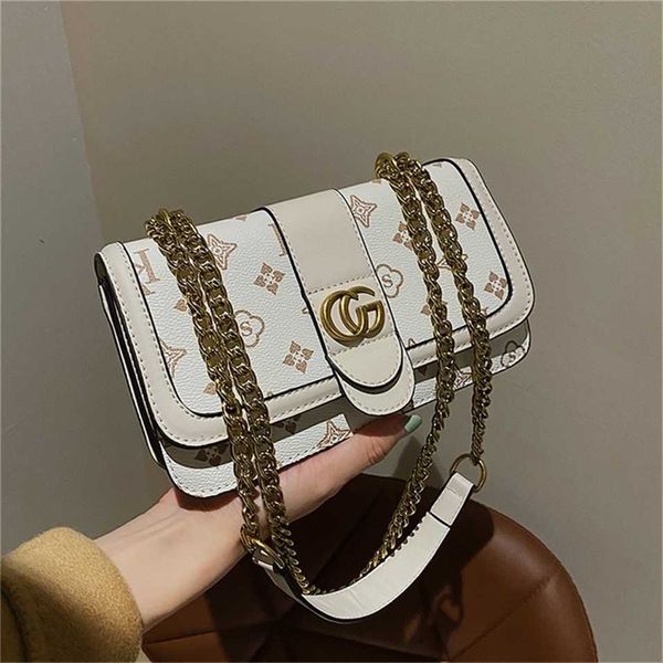 2023 designer bag handbag chain printed single armpit small square hand autumn and winter korean messenger
2023 designer bag handbag chain printed single armpit small square hand autumn and winter korean messenger