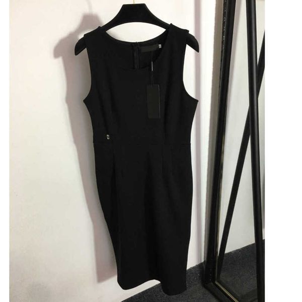 23ss maxi dress summer dress one piece dress designer clothes women sleeveless vest dress waist tucked women clothes a1, Black;gray
23ss maxi dress summer dress one piece dress designer clothes women sleeveless vest dress waist tucked women clothes a1, Black;gray