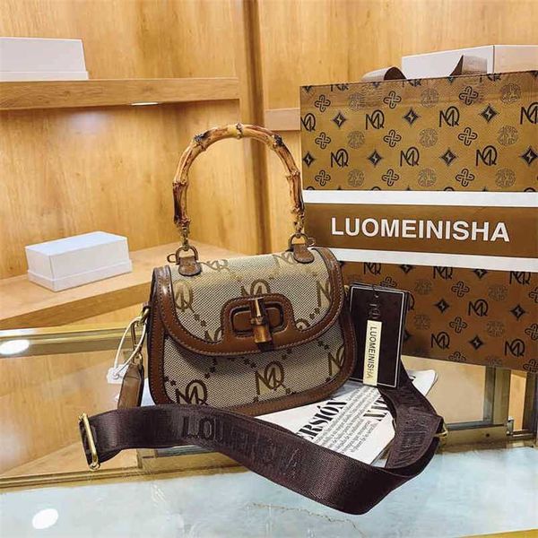 designer bag slub saddle women's 2023 new texture handbag popular fashion simple single shoulder messenger bag
designer bag slub saddle women's 2023 new texture handbag popular fashion simple single shoulder messenger bag