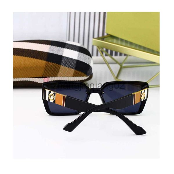 designer burbrery sunglass cycle luxurious fashion sport polarize sunglasses men women lovers summer vintage baseball uv sun protection squa, White;black
designer burbrery sunglass cycle luxurious fashion sport polarize sunglasses men women lovers summer vintage baseball uv sun protection squa, White;black