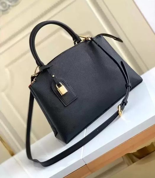 2023 genuine leather bag women handbags designers embossing shoulder messenger bags purse female classic handbag tote women satc
2023 genuine leather bag women handbags designers embossing shoulder messenger bags purse female classic handbag tote women satc