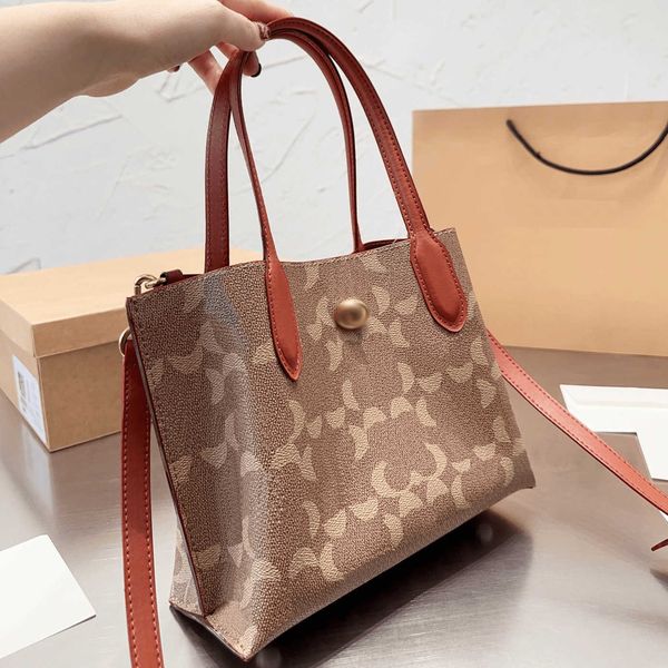 5 color c-print designers handbag leather totes the tote bags women designer bag fashion large capacity shopping bags letter pattern solid c
5 color c-print designers handbag leather totes the tote bags women designer bag fashion large capacity shopping bags letter pattern solid c