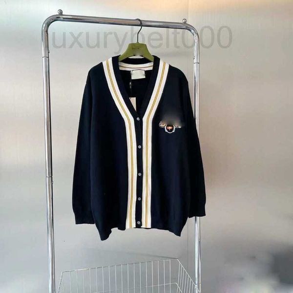 women's knits & tees designer spring 23 new lazy academy bee towel embroidery cardigan coat sweater ktt5, White
women's knits & tees designer spring 23 new lazy academy bee towel embroidery cardigan coat sweater ktt5, White
