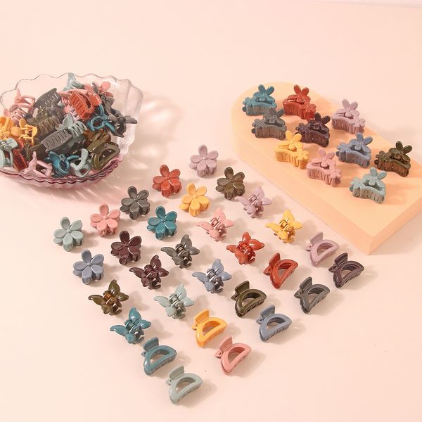 50pcs/lot girls cute ribbon plastic colorful flower star crown small hair claws lovely hair decorate claw clips hairpins kids sweet hair acc, Slivery;white
50pcs/lot girls cute ribbon plastic colorful flower star crown small hair claws lovely hair decorate claw clips hairpins kids sweet hair acc, Slivery;white