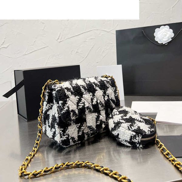 evening bags cc bag luxury brand shoulder bags 2022ss women tweed classic flap shoulder bag black and white lattice quilted gold chain luxur
evening bags cc bag luxury brand shoulder bags 2022ss women tweed classic flap shoulder bag black and white lattice quilted gold chain luxur