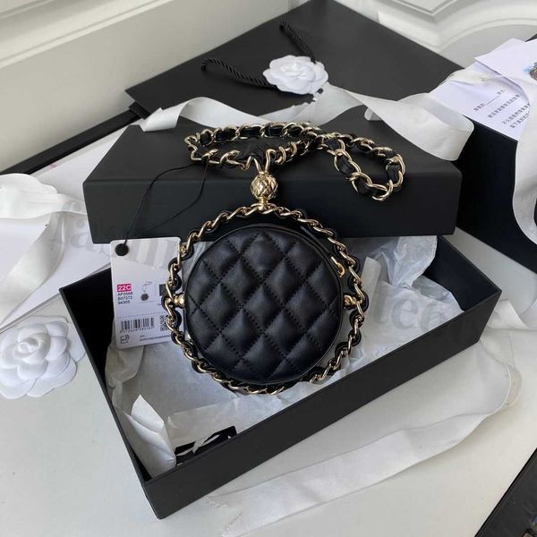 luxury channel lambskin mini round bag vintage real leather 7a premium camera classic handbag designer women's men's purse famous
luxury channel lambskin mini round bag vintage real leather 7a premium camera classic handbag designer women's men's purse famous