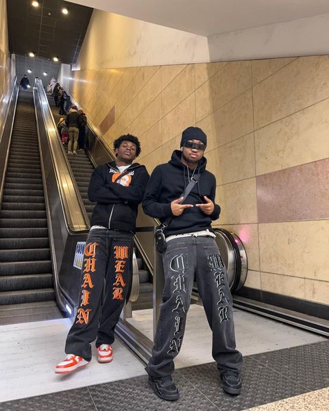 mens jeans harajuku hiphop street print jeans y2k trend letter black pants men fashion baggy straight wide leg trousers streetwear 230328, Blue
mens jeans harajuku hiphop street print jeans y2k trend letter black pants men fashion baggy straight wide leg trousers streetwear 230328, Blue