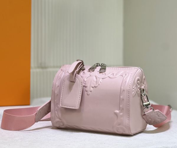 2023 luxury brand fashion designer crossbody bag luxury mini handbags womens leather shoulder bags embossed flower letters catwalk show cros, Black
2023 luxury brand fashion designer crossbody bag luxury mini handbags womens leather shoulder bags embossed flower letters catwalk show cros, Black