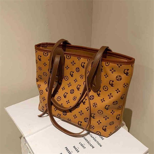 2023 designer bag handbag bag bag trend large capacity printed portable versatile texture one shoulder armpit
2023 designer bag handbag bag bag trend large capacity printed portable versatile texture one shoulder armpit