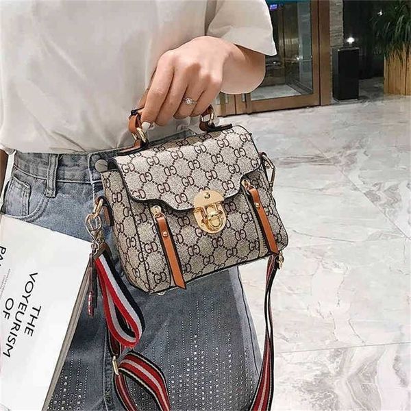 designer bag handbag explosive models handbags foreign style texture hand autumn and printed square
designer bag handbag explosive models handbags foreign style texture hand autumn and printed square