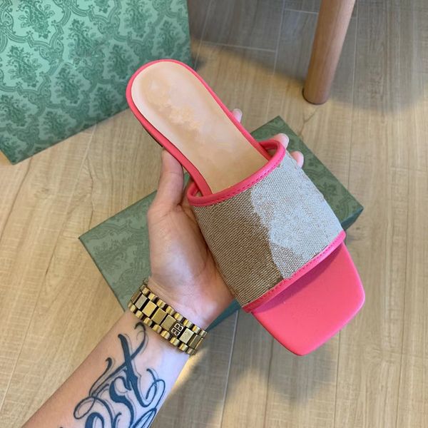 2023 women sandals high heels rubber slide sandal platform slipper chunky 2.4"heel height shoes summer embossed flip flops with box san, Black
2023 women sandals high heels rubber slide sandal platform slipper chunky 2.4"heel height shoes summer embossed flip flops with box san, Black
