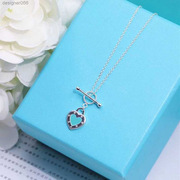 luxurys designer necklace for woman delicate blue heart s alloy material trendy vintage personalized pendant jewelry good, Silver
luxurys designer necklace for woman delicate blue heart s alloy material trendy vintage personalized pendant jewelry good, Silver