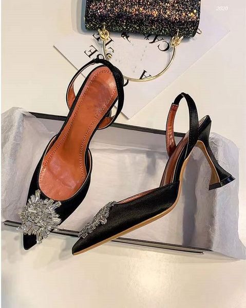 2023 sandals slides woman sandal muaddi satin designers italy begum sling amina begum crystal brooch slingback pumps black shoes sandals for
2023 sandals slides woman sandal muaddi satin designers italy begum sling amina begum crystal brooch slingback pumps black shoes sandals for