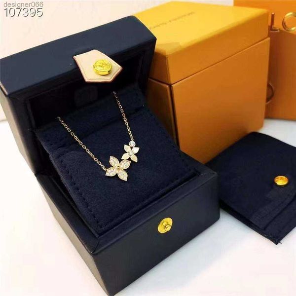 designer jewelry necklaces pendant charm flower gold love v necklace women rings bracelet bangles luxury pendants lovers chain heart, Silver
designer jewelry necklaces pendant charm flower gold love v necklace women rings bracelet bangles luxury pendants lovers chain heart, Silver