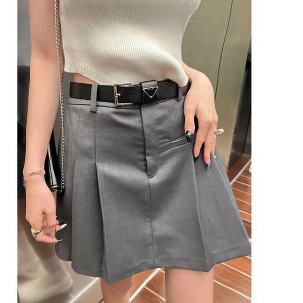 23ss skirts pleated skirt womens designer clothing ruffle skirt mini skirt letter belt tucked waist a line high waist pleated short half ski, Black
23ss skirts pleated skirt womens designer clothing ruffle skirt mini skirt letter belt tucked waist a line high waist pleated short half ski, Black