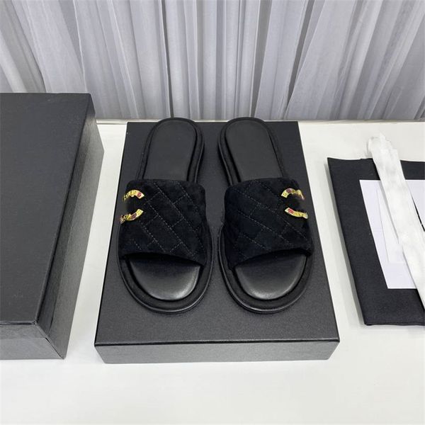 fashion slippers 2023 channel luxury design summer men and women flat shoes thick sole leather rubber letter logo casual cartoon slippers 05, Black
fashion slippers 2023 channel luxury design summer men and women flat shoes thick sole leather rubber letter logo casual cartoon slippers 05, Black