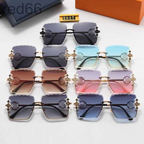 sunglasses designer new fashion matching sunglasses for men and women, generous frame, street pgraphy, ink trend 4k1w, White;black
sunglasses designer new fashion matching sunglasses for men and women, generous frame, street pgraphy, ink trend 4k1w, White;black