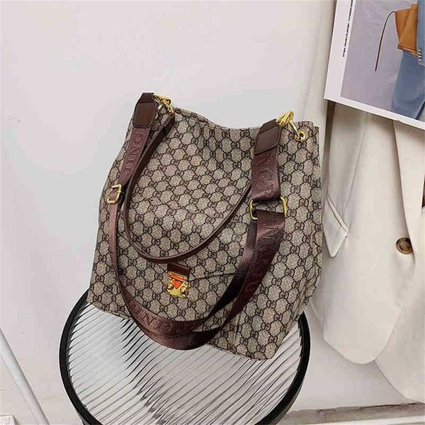 2023 designer bag handbag style trend pattern letter women's large capacity diagonal span
2023 designer bag handbag style trend pattern letter women's large capacity diagonal span