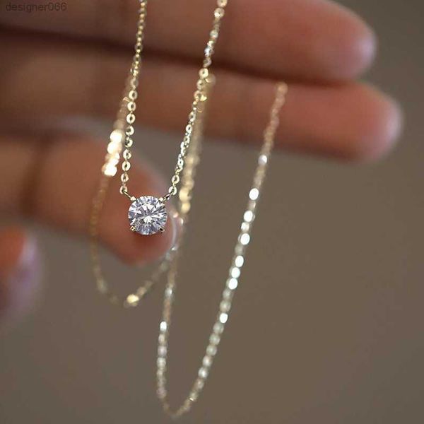 925 sterling silver necklace with 14k gold plated four prongs single diamond super flash temperament light luxury clavicle chain jewelry
925 sterling silver necklace with 14k gold plated four prongs single diamond super flash temperament light luxury clavicle chain jewelry