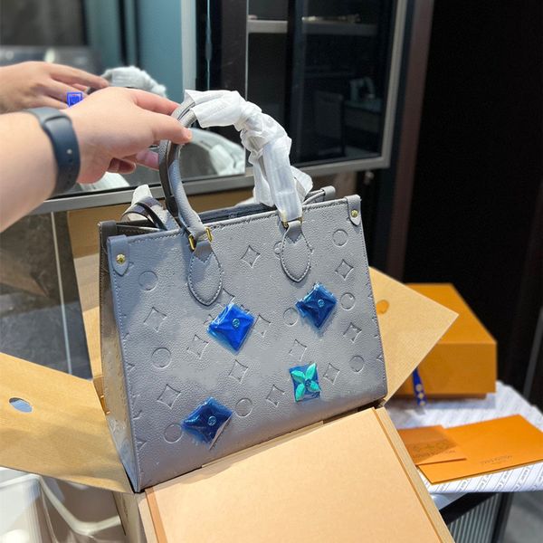 multicolor gradient bag onthego handbags embossing genuine leather totes women designers crossbody bags spring in the city large shoulder sh
multicolor gradient bag onthego handbags embossing genuine leather totes women designers crossbody bags spring in the city large shoulder sh