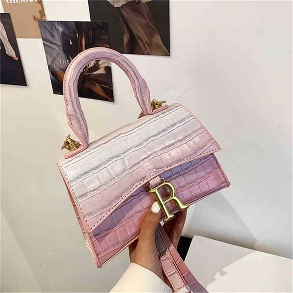 2023 designer bag super low spring and summer small fashion simple rhombic lattice bag fashion single shoulder armpit bag
2023 designer bag super low spring and summer small fashion simple rhombic lattice bag fashion single shoulder armpit bag