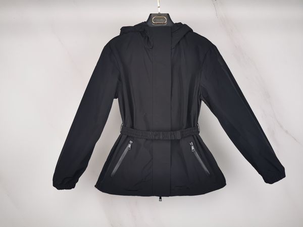 women's trench coats 2023 windbreaker nylon fashion casual hooded belt waistband pink black thin short coat women 230329, Tan;black
women's trench coats 2023 windbreaker nylon fashion casual hooded belt waistband pink black thin short coat women 230329, Tan;black