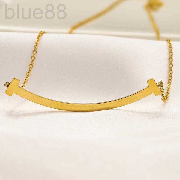 strands strings designer titanium steel smooth smiling face necklace women's small fragrance simple fashion pendant chain 7zn5, Silver
strands strings designer titanium steel smooth smiling face necklace women's small fragrance simple fashion pendant chain 7zn5, Silver