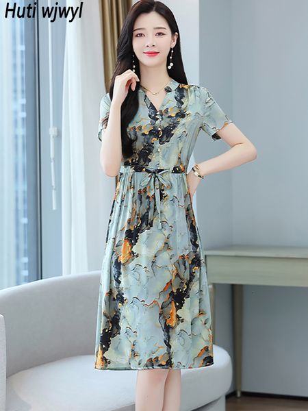 casual dresses spring summer women casual vestidos korean elegant fashion bodycon prom dress print vintage short sleeve v-neck midi dress 23, Black;gray
casual dresses spring summer women casual vestidos korean elegant fashion bodycon prom dress print vintage short sleeve v-neck midi dress 23, Black;gray