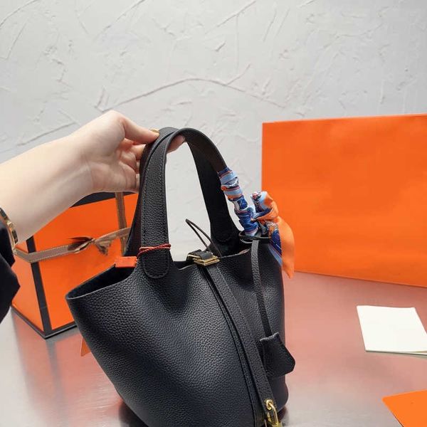 women luxury brand designer bags handbags shoulder crossbody bag tote new fashion texture leather multifunctional bucket bags basket bag fac
women luxury brand designer bags handbags shoulder crossbody bag tote new fashion texture leather multifunctional bucket bags basket bag fac