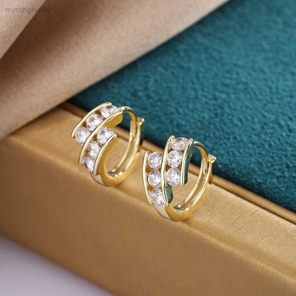 charm copper plated genuine gold inlaid with diamonds women's geometric earrings simple, compact, exquisite temperament c6s, Golden
charm copper plated genuine gold inlaid with diamonds women's geometric earrings simple, compact, exquisite temperament c6s, Golden
