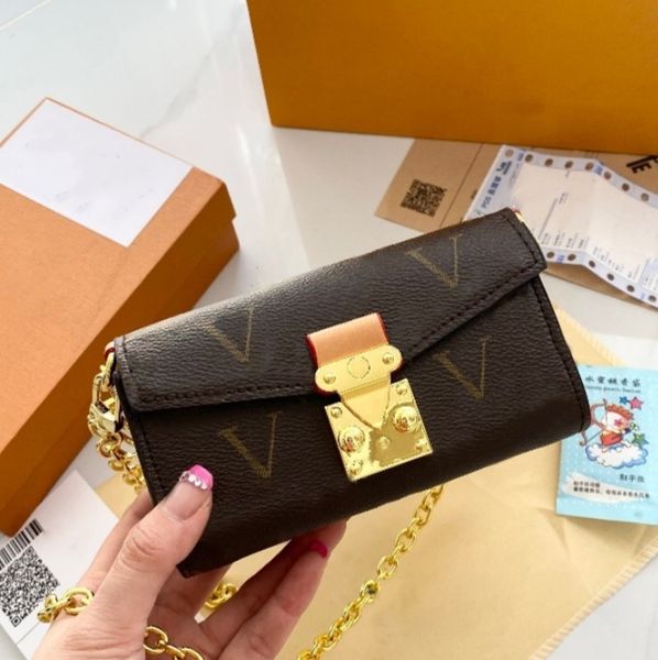 designer bag purchases designer woman handbag on chain leather mini bag mini bag with geometric flap decorated with gift box
designer bag purchases designer woman handbag on chain leather mini bag mini bag with geometric flap decorated with gift box