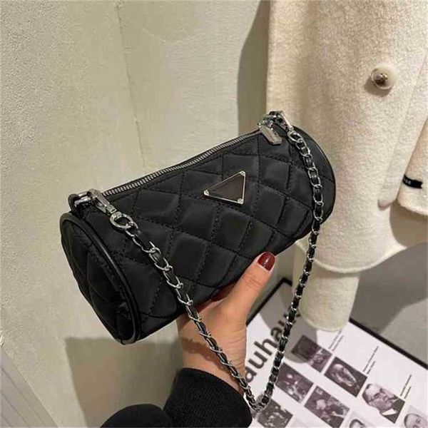 2023 designer bag solid color simple rhombic chain small drum bag autumn and winter fashion single shoulder diagonal bag
2023 designer bag solid color simple rhombic chain small drum bag autumn and winter fashion single shoulder diagonal bag