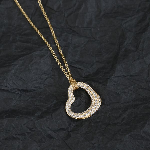 gold plated silver luxury diamond love heart jewelry women diamond cross pendant necklaces chain link luxury love wedding party wholesale gi
gold plated silver luxury diamond love heart jewelry women diamond cross pendant necklaces chain link luxury love wedding party wholesale gi