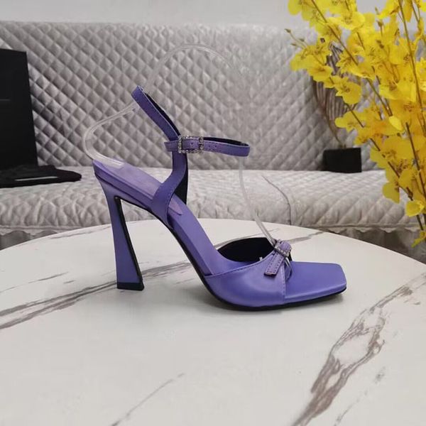new imported silk decorative sandals women's sandals strap high heels .5cm shoes sandals dress temperament shoes 35-42, Black
new imported silk decorative sandals women's sandals strap high heels .5cm shoes sandals dress temperament shoes 35-42, Black
