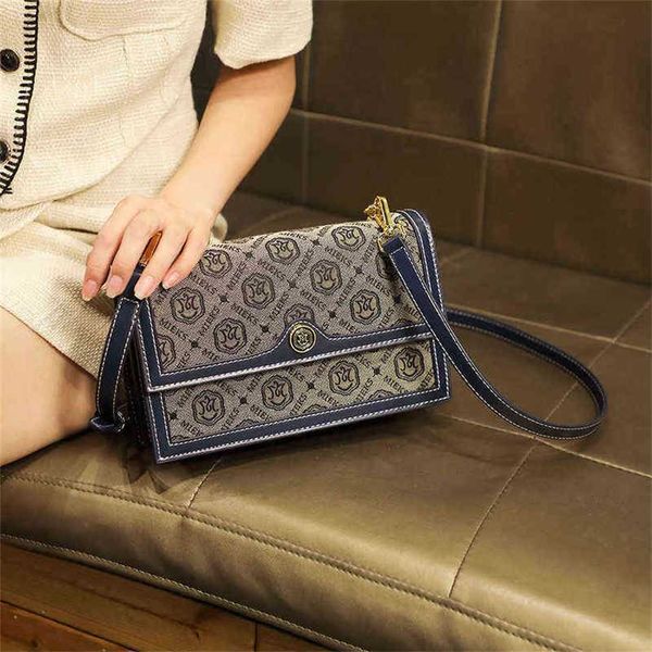 2023 designer bag new women's classic old flower flip fashion one shoulder diagonal boston envelope small square bag
2023 designer bag new women's classic old flower flip fashion one shoulder diagonal boston envelope small square bag