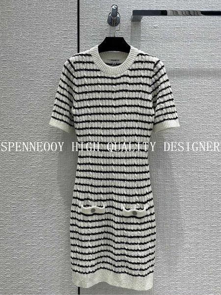 casual dresses spenneooy autumn winter designer fashion vintage knitting plaid print pencil mini dress women's short sleeve elastic wai, Black;gray
casual dresses spenneooy autumn winter designer fashion vintage knitting plaid print pencil mini dress women's short sleeve elastic wai, Black;gray