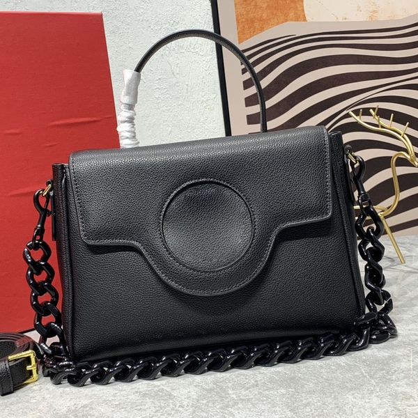 solid chains handbag large capacity shoulder bags tote double strap handle beauty head hardware hasp crossbody bag thread interior pocket re
solid chains handbag large capacity shoulder bags tote double strap handle beauty head hardware hasp crossbody bag thread interior pocket re