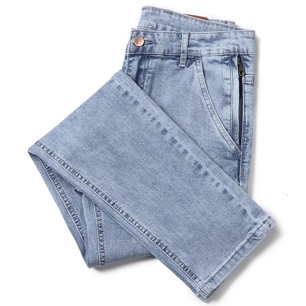men's jeans autumn winter brand fitted straight light blue jeans classic zipper pocket men's casual midweight anti-theft zipper je
men's jeans autumn winter brand fitted straight light blue jeans classic zipper pocket men's casual midweight anti-theft zipper je