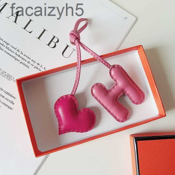 keychains & lanyards designer h letter love bag pendant sheepskin hand sewn peach heart shaped car keychain rearview mirror female, Silver
keychains & lanyards designer h letter love bag pendant sheepskin hand sewn peach heart shaped car keychain rearview mirror female, Silver