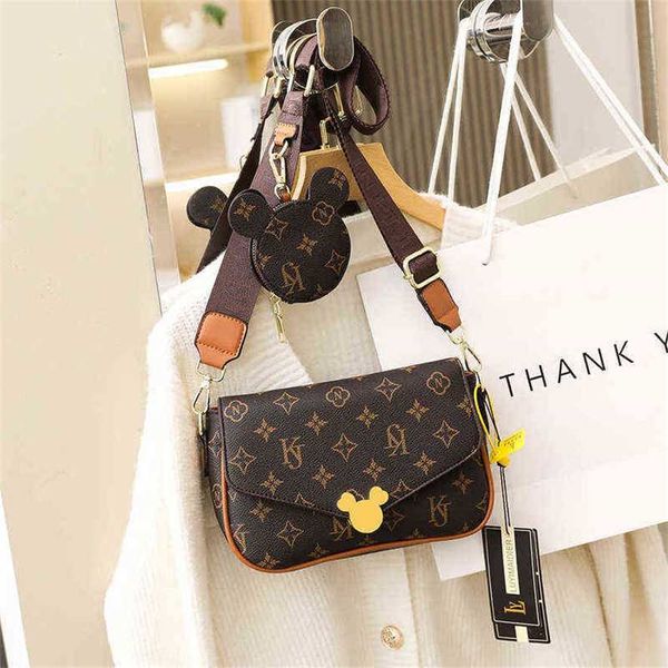 2023 designer bag 2023 new fashion printed messenger versatile one shoulder women's small square bags
2023 designer bag 2023 new fashion printed messenger versatile one shoulder women's small square bags