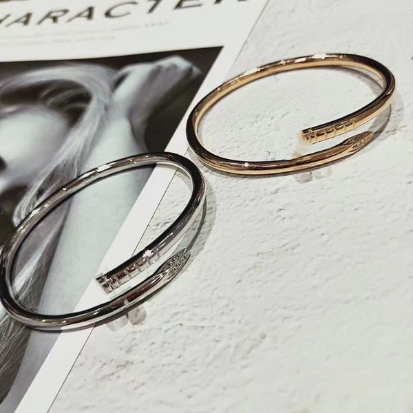 classic gold bracelet, carter bracelet, r jewelry, luxury boys, girls bracelet, cuff bracelet, screw bracelet, gold charm bracelet does not, Black
classic gold bracelet, carter bracelet, r jewelry, luxury boys, girls bracelet, cuff bracelet, screw bracelet, gold charm bracelet does not, Black