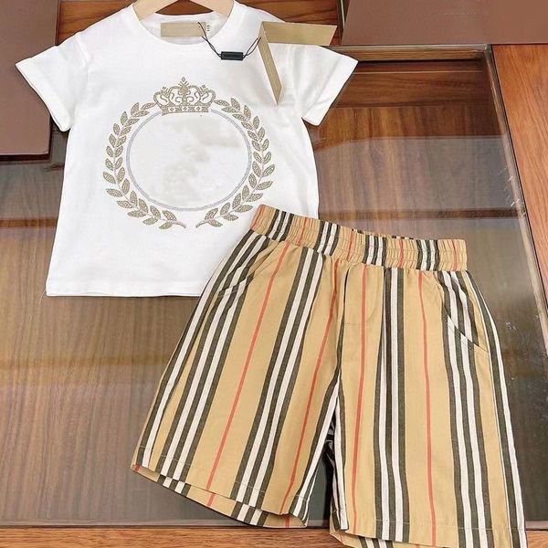 kids designer t shirt 2pics baby set classic stripe kids clothes for girls boys shirt luxury children clothing tracksuits short sleeve suits, White
kids designer t shirt 2pics baby set classic stripe kids clothes for girls boys shirt luxury children clothing tracksuits short sleeve suits, White