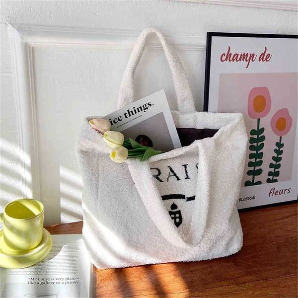 2023 designer bag handbag mnbr large capacity tote winter korean version plush cute single foreign style leisure commuting armpit
2023 designer bag handbag mnbr large capacity tote winter korean version plush cute single foreign style leisure commuting armpit