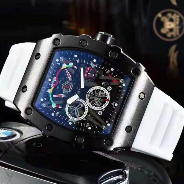3-pin new men's watch luxury watch men's quartz automatic watch male clock 01 0, Slivery;brown
3-pin new men's watch luxury watch men's quartz automatic watch male clock 01 0, Slivery;brown