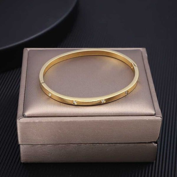 designer bracelet carti jewelry bangle fashionable and luxury diamond titanium bracelet ins 18k gold colorless women's, Black
designer bracelet carti jewelry bangle fashionable and luxury diamond titanium bracelet ins 18k gold colorless women's, Black