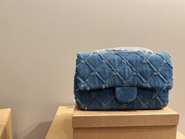 denim bag classic designer bag handbag underarm bag women's crossbody bag chain one shoulder bag envelope bag pattern ringer bag small
denim bag classic designer bag handbag underarm bag women's crossbody bag chain one shoulder bag envelope bag pattern ringer bag small