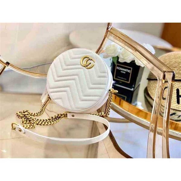 2023 designer bag handbag autumn and red soft handle small zipper korean solid color inner patch round car sewings0rj
2023 designer bag handbag autumn and red soft handle small zipper korean solid color inner patch round car sewings0rj