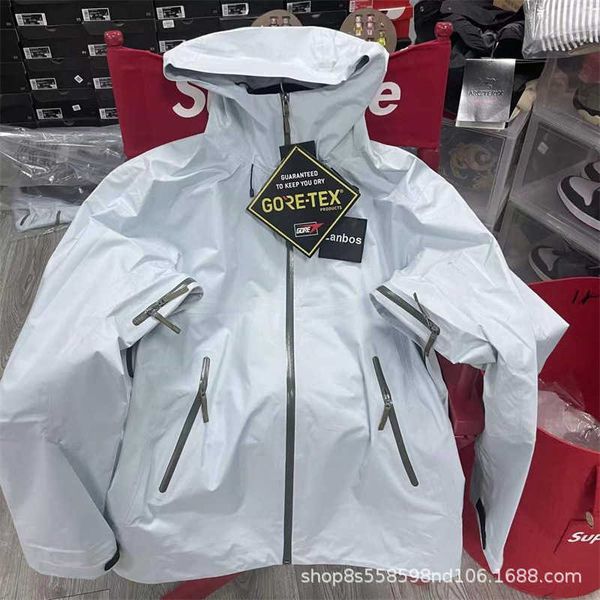 jacket arc 2023 teryx hard jackets coats designer betalt glued bird shell outdoor gtx embroidery windproof waterproof breathable tiktok, Black;brown
jacket arc 2023 teryx hard jackets coats designer betalt glued bird shell outdoor gtx embroidery windproof waterproof breathable tiktok, Black;brown