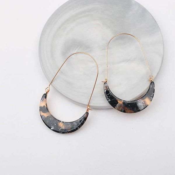 2023 designer new earrings alloy crescent acetate acrylic leopard plate big earhook women's new earrings, Golden
2023 designer new earrings alloy crescent acetate acrylic leopard plate big earhook women's new earrings, Golden